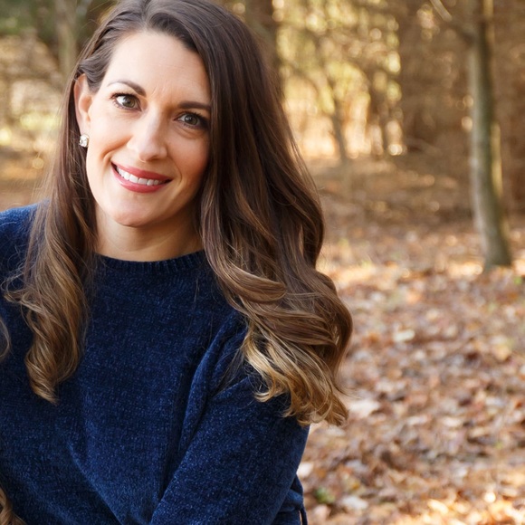 Meet your Posher, Alison - Picture 3 of 6